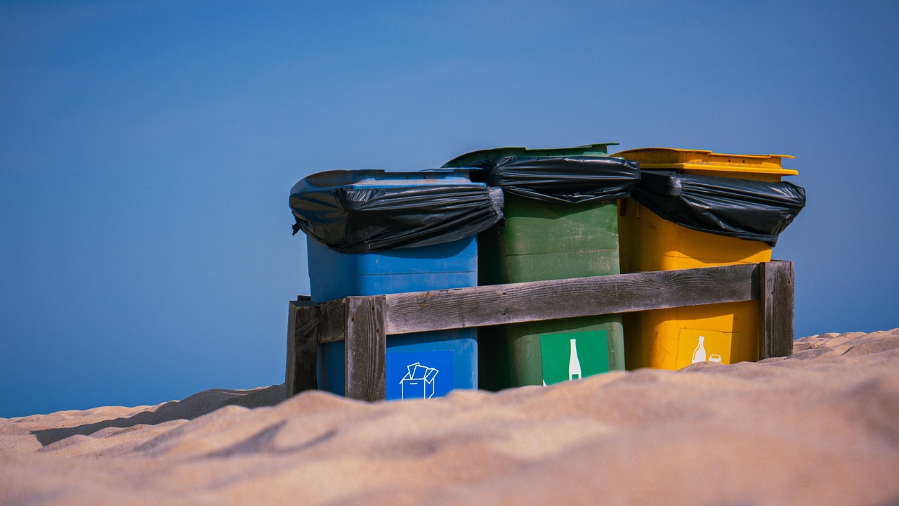 découvrez des astuces simples et efficaces pour réduire le gaspillage alimentaire au quotidien et adopter un mode de vie plus durable.