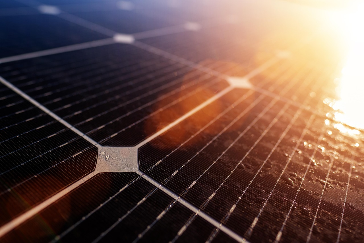 découvrez les avantages de l'énergie solaire, une source d'énergie renouvelable propre et durable pour un avenir écologique.